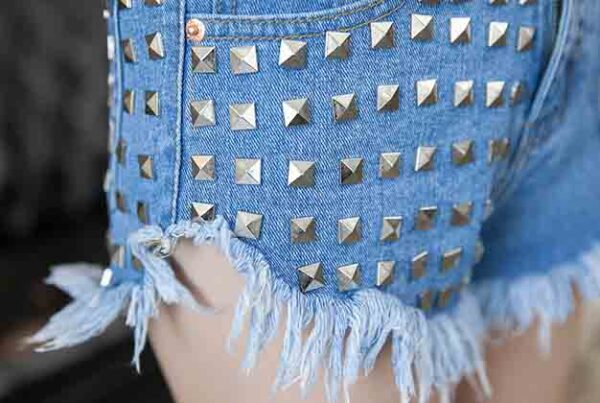 2025 fashionable summer sexy hot pants women short jeans denim - Image 3